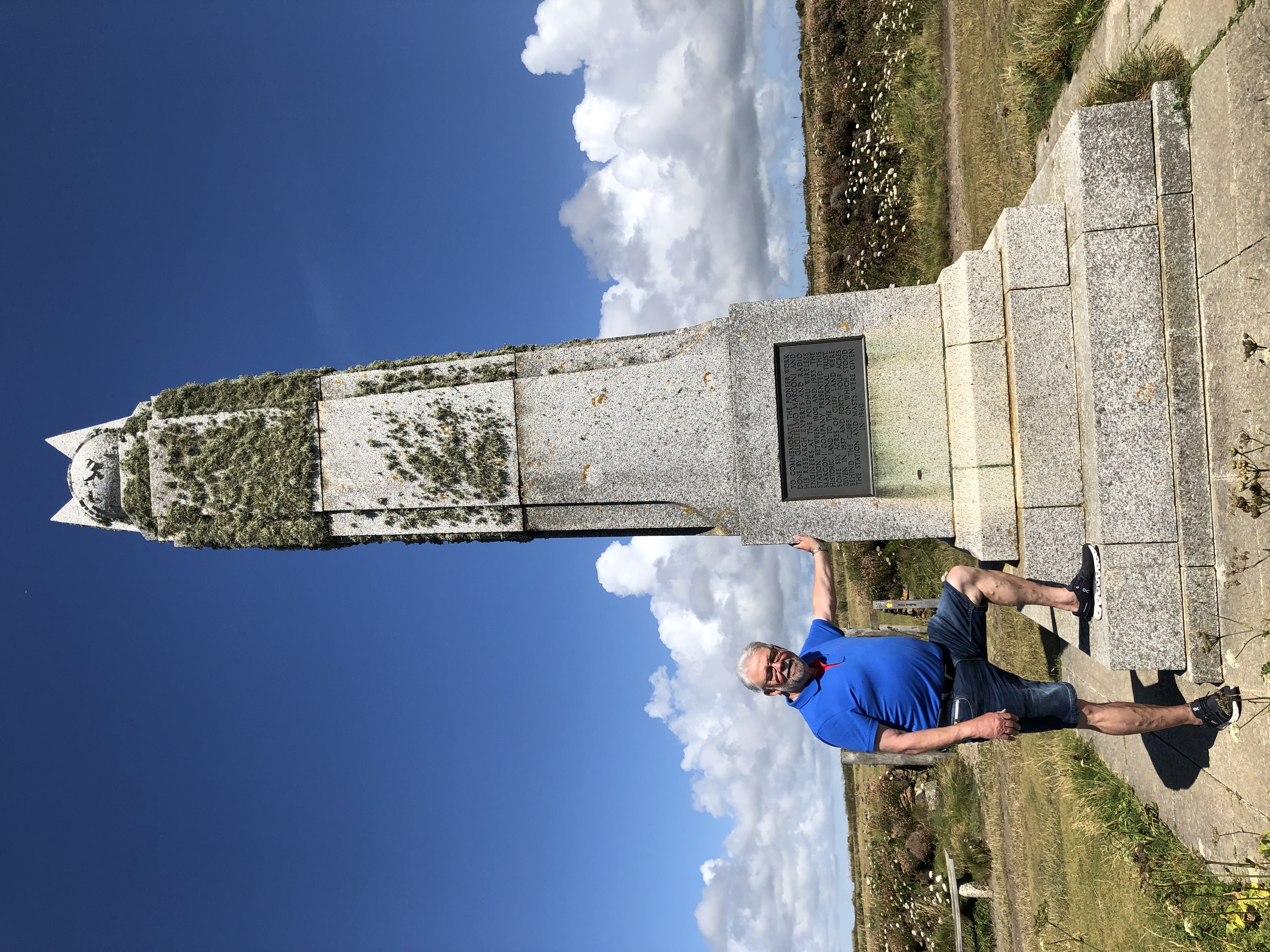 Maconi Monument